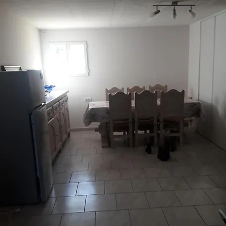 בית נופש Chez Noelle Mèze